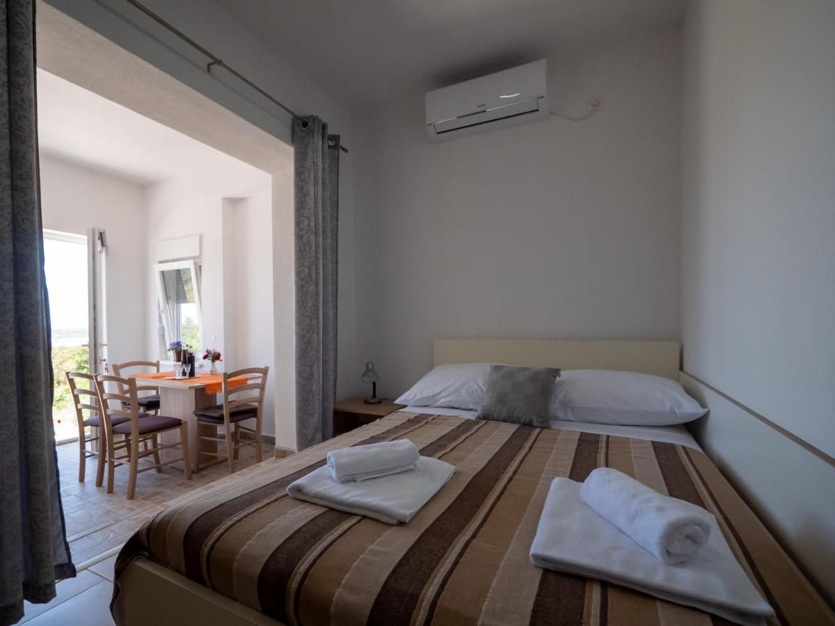 Apartments Tri Mora Razanac Exterior photo